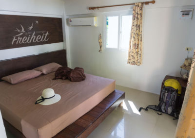 Siam Beach Resort Bungalow von innen...