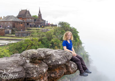 Nadine über dem Abgrund