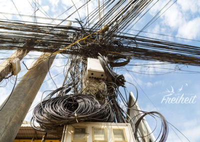 Kabelsalat  - funktioniert sogar bei Regen, warum auch immer.