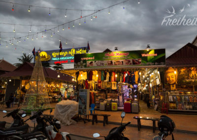 "Phalla Massage, we can´t wait to get our hands on you!" - so so