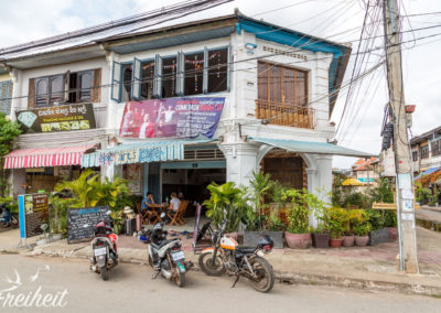Das Epic-Art´s-Cafe, eine tolle Location in Kampot. Die meisten Mitarbeiter sind Taub-Stumm und allesamt super herzlich