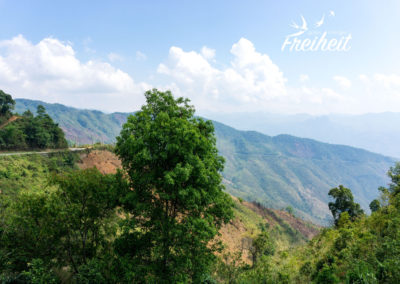 Ausblick während der Fahrt nach Vang Vieng