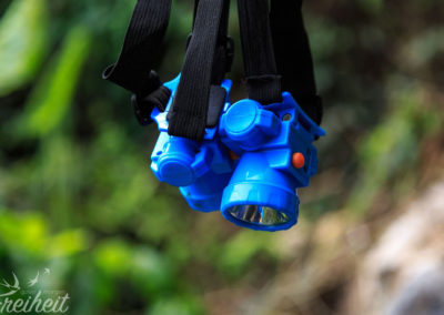 Diese Stirnlampen gabs für die Höhe dazu