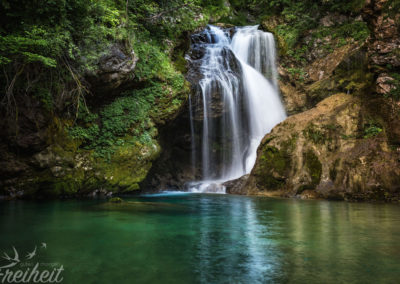 Und so sieht der Wasserfall Šum langzeitbelichtet aus :)