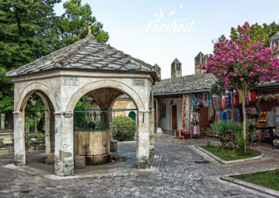 Innenhof der Koski Mehmed Pascha Moschee