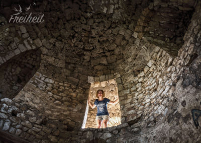 Aufstieg im Festungsturm