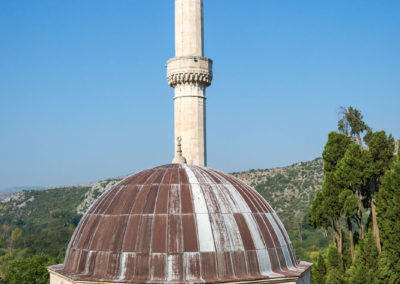 Moschee Šišman Ibrahim-Paša - im Bosnienkrieg stark beschädigt - später wieder hergestellt