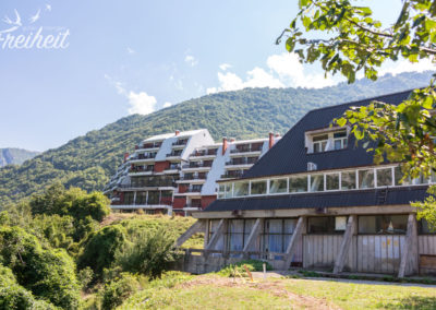 Sonderbare Architektur in Plužine