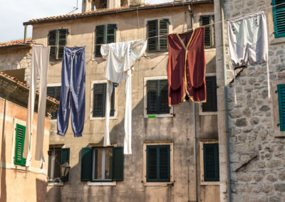 Wer genau hinschaut, stellt fest, dass hier ein RIese seine Wäsche aufgehängt hat :)