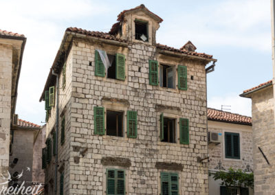 Bisschen ramponiert...