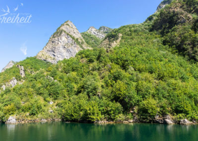 Tolles Grün und schroffe Spitzen