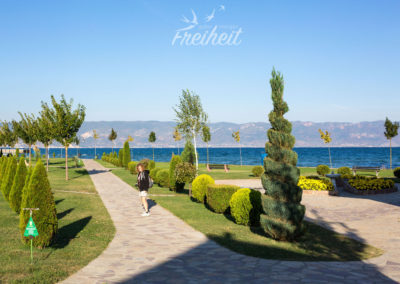 Auf dem Geländer von Sveti Naum