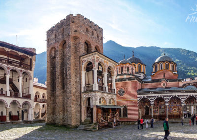 Der 1334 erbaute Chreljo-Turm