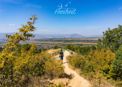 Blick zur gegenüberliegenden Seite der Pyramiden