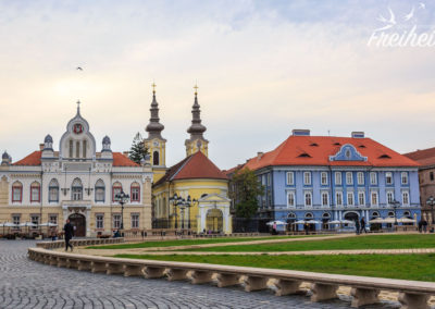 In der Mitte die serbisch-orthodoxe Kathedrale