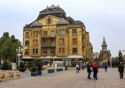 Einer von vielen aus dem frühen 20. Jahrhundert erbauten Wohnpalais rund um den Siegesplatz