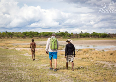 Die San haben eher Nadines Größe oder sind noch kleiner