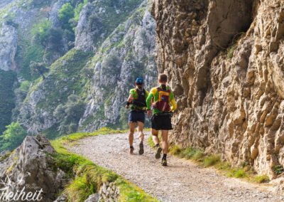 Bergläufer in der Cares-Schlucht